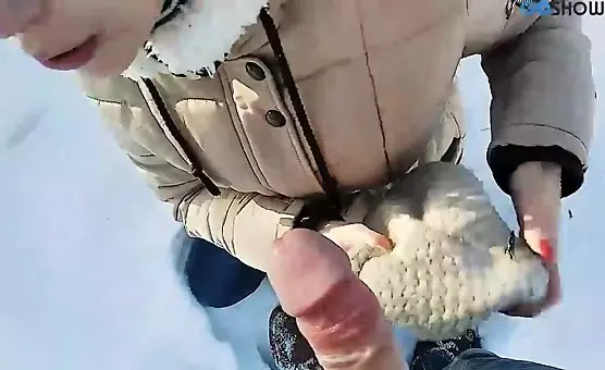Crazy Girl Takes an icy Cold Blowjob